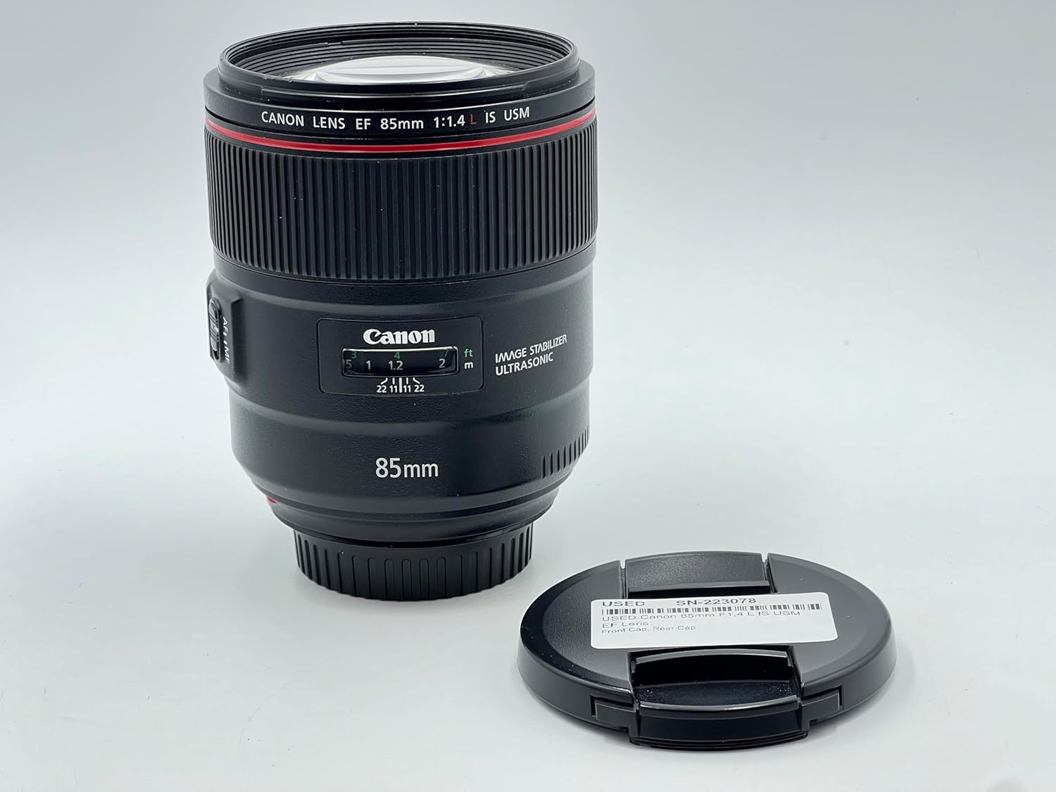 EF85mm f1.4L IS USM EF85mm f1.4L IS USM